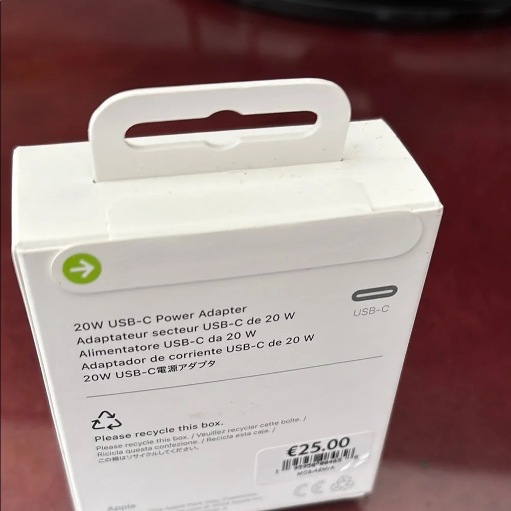 Apple 20W USB-C Power Adapter - White